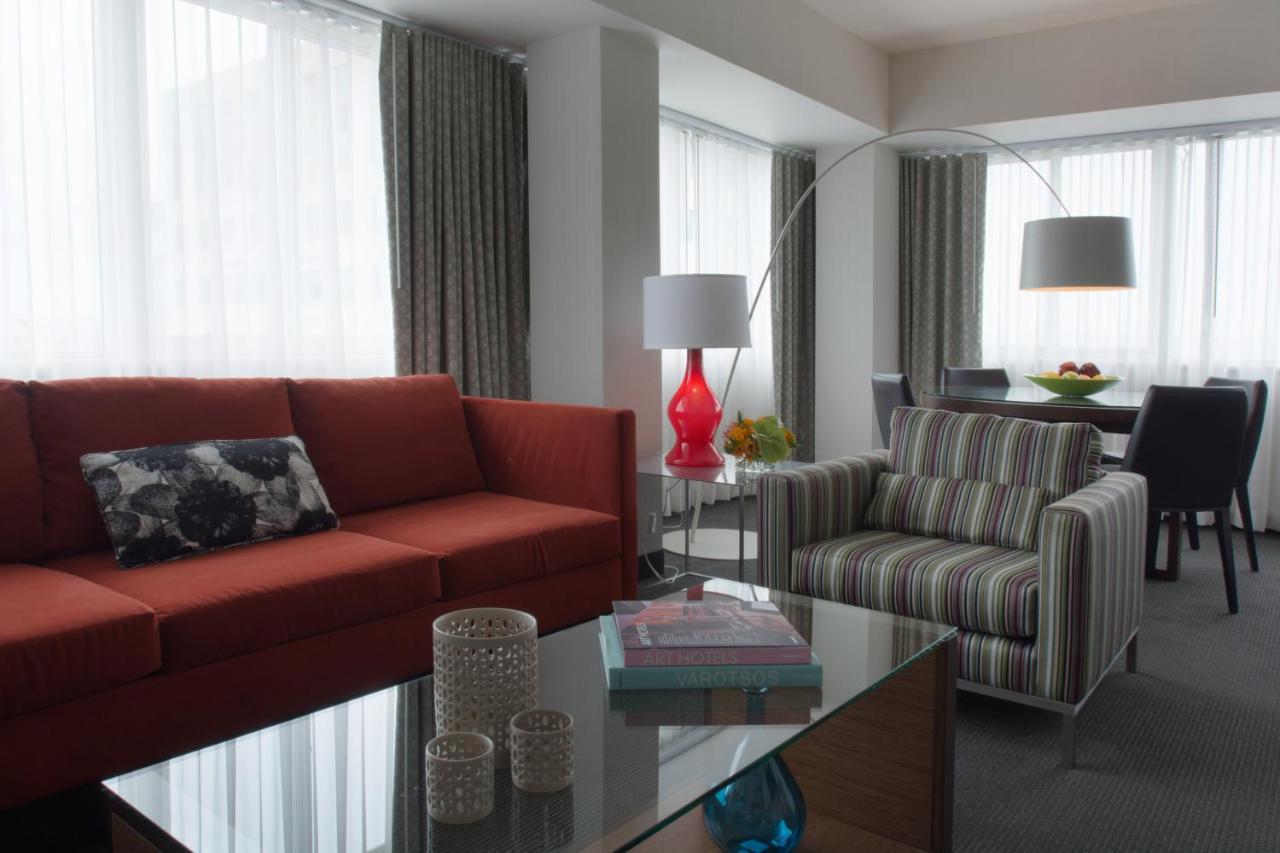 Hotel Murano Tacoma Buitenkant foto A suite at the Hotel Commonwealth