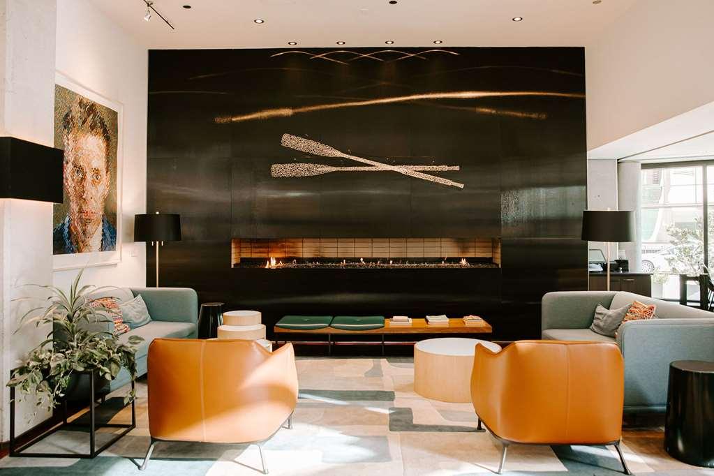 Hotel Murano Tacoma Interieur foto The interior of the lobby at the Hotel 57